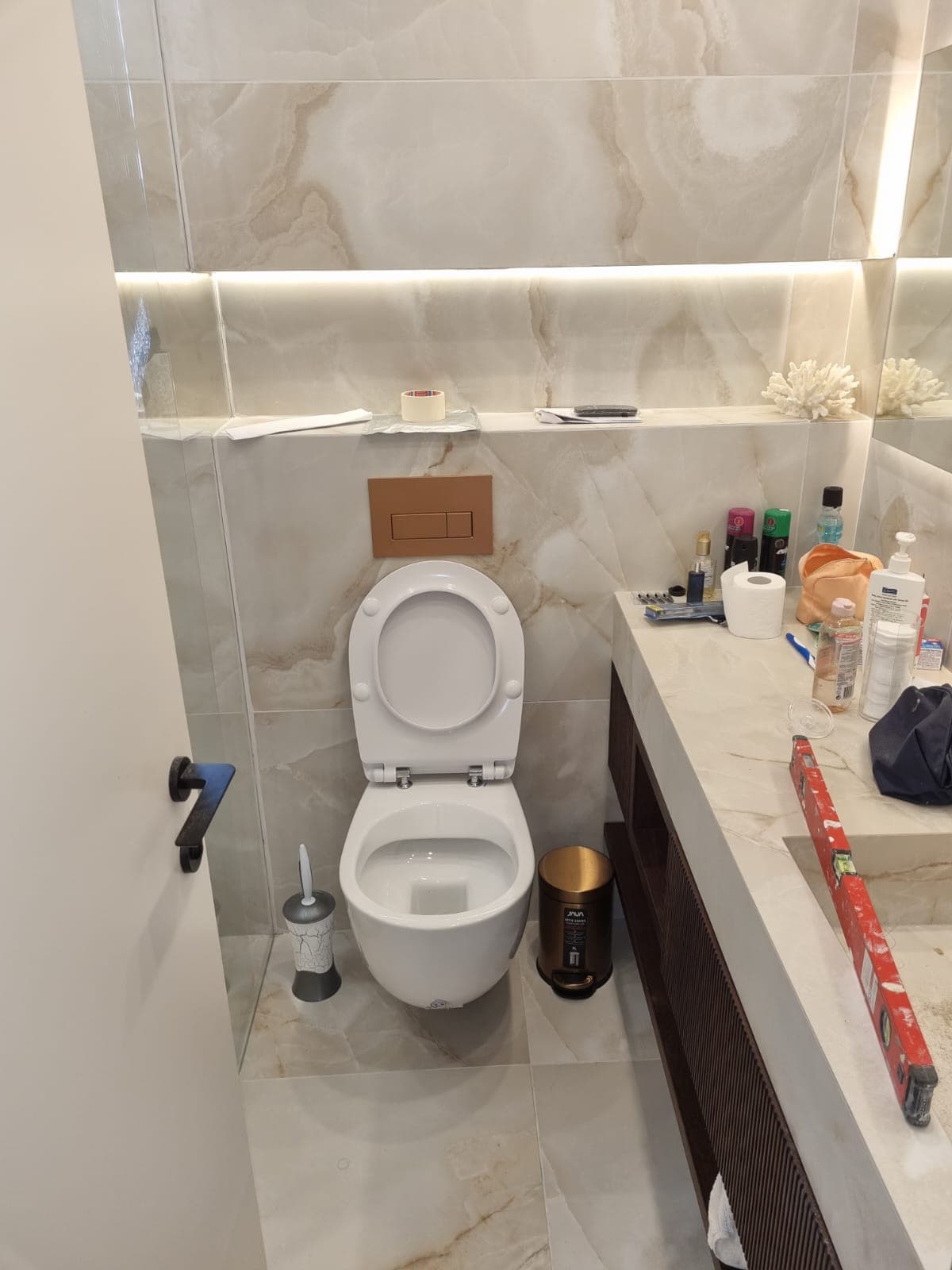 פרקט — נשר